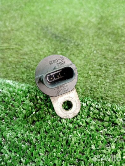 Датчик положения распредвала Jeep Grand Cherokee