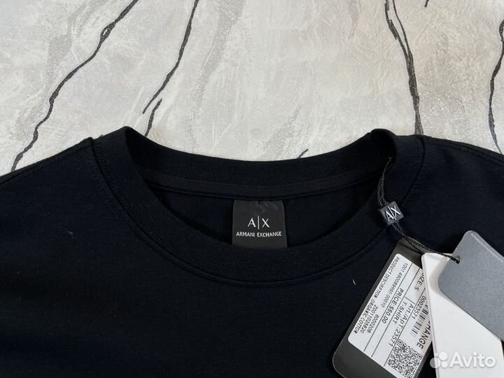 Футболка Armani Exchange