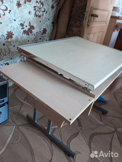 Стол парта для школьника