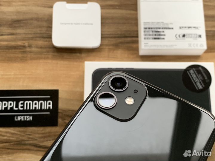 iPhone 11, 64 ГБ