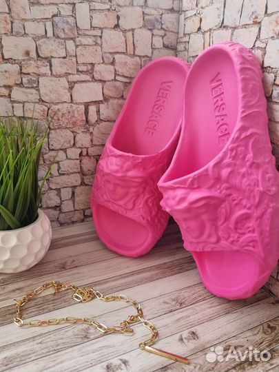 Шлепки женские Versace