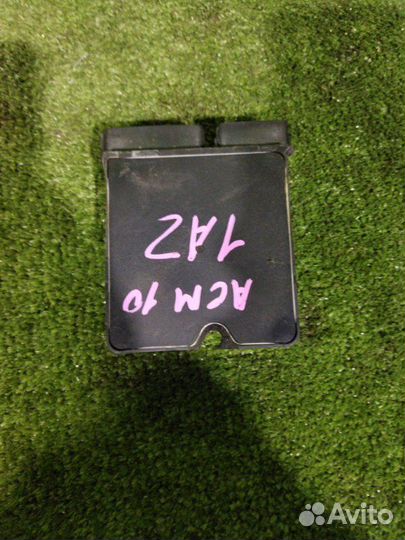 Блок управления форсунками toyota gaia ACM10 1azfse