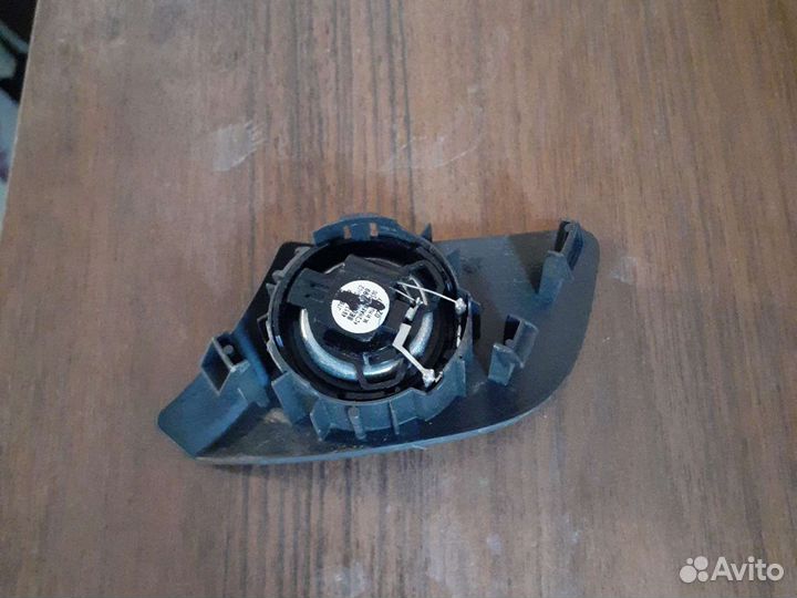Динамик дверной Audi A4 B7