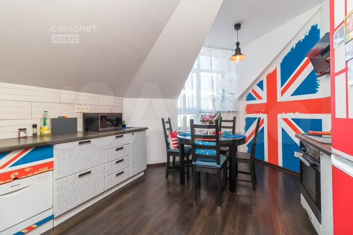 3-к. квартира, 121 м², 6/6 эт.