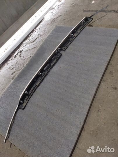 Накладка крышки багажника задняя Geely Coolray