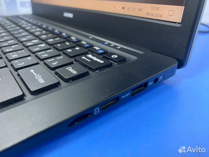 Ноутбук digma Atom X5/2Gb/SSD32/HD /72