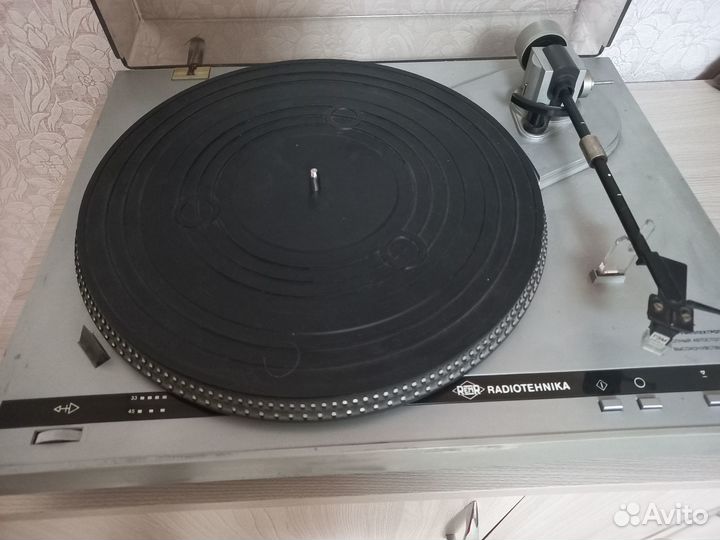 Проигрыватель винила