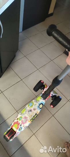 Самокат трехколесный color corol