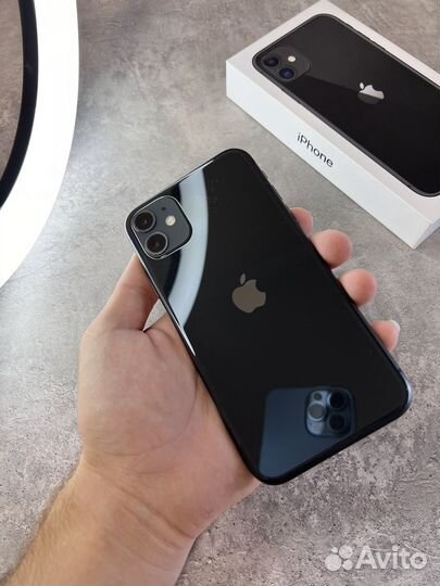 iPhone 11, 128 ГБ