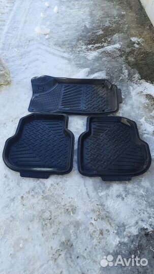 Автомобильные коврики резиновые