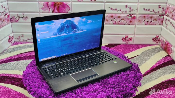 Ноутбук lenovo/ Intel Core i5/ nvidia GeForce 610