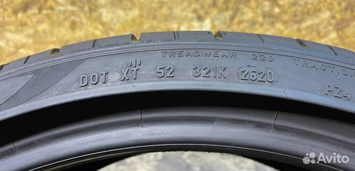 Pirelli P Zero PZ4 245/35 R20