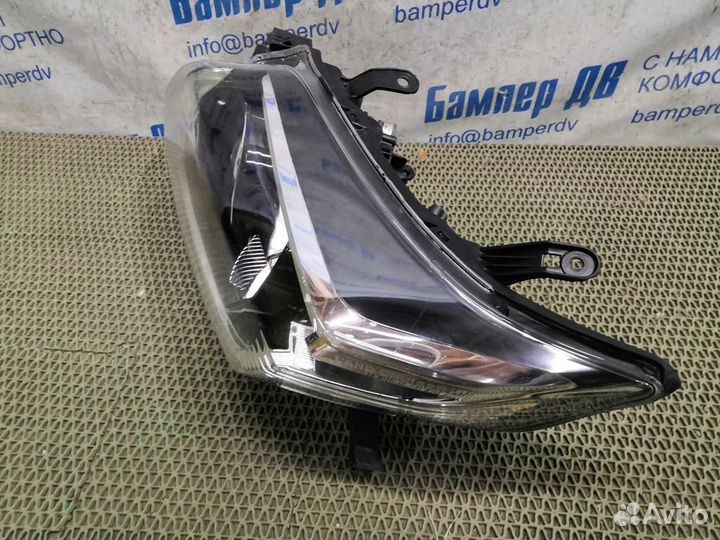 Фара toyota land cruiser prado GRJ150 перед лево