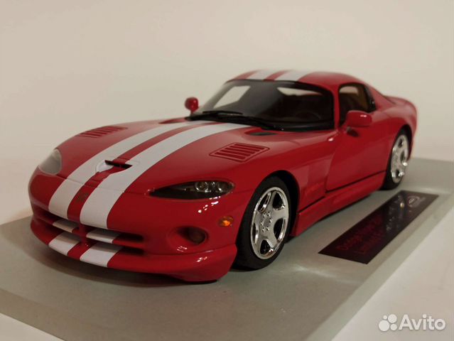 Dodge Viper AUTOART 1 18