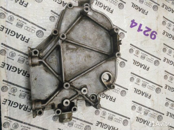 Крышка двигателя передняя Volkswagen Transporter