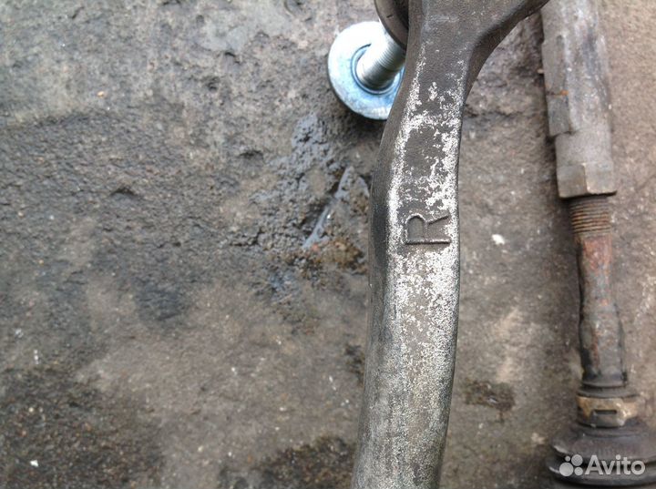 Рулевая тяга с наконечником правая mercedes w205
