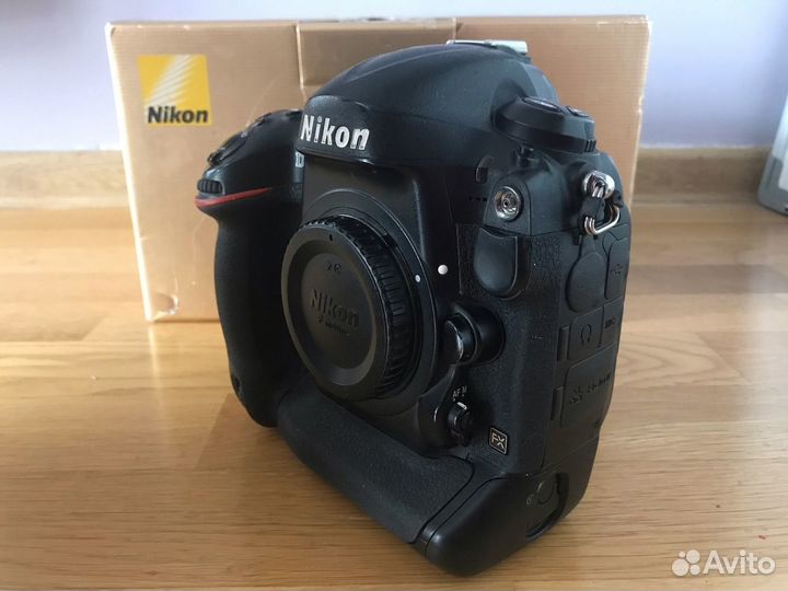 Nikon D4s body (пробег 115 тыс.кадров)