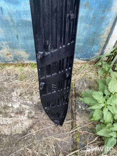 Накладка на подножку тлк прадо 120 бу, оригинал