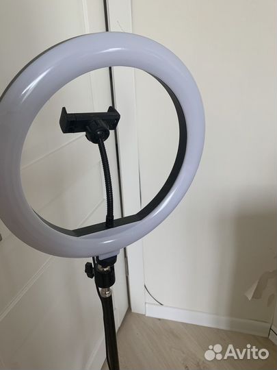 Кольцевая лампа