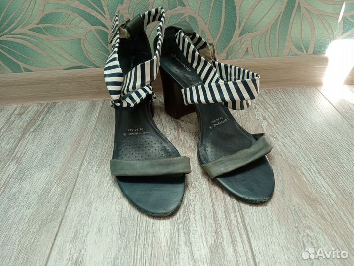 41p Босоножки Rockport Adidas adiprene