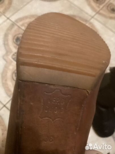 Сапоги из Италии привозили в 90 г