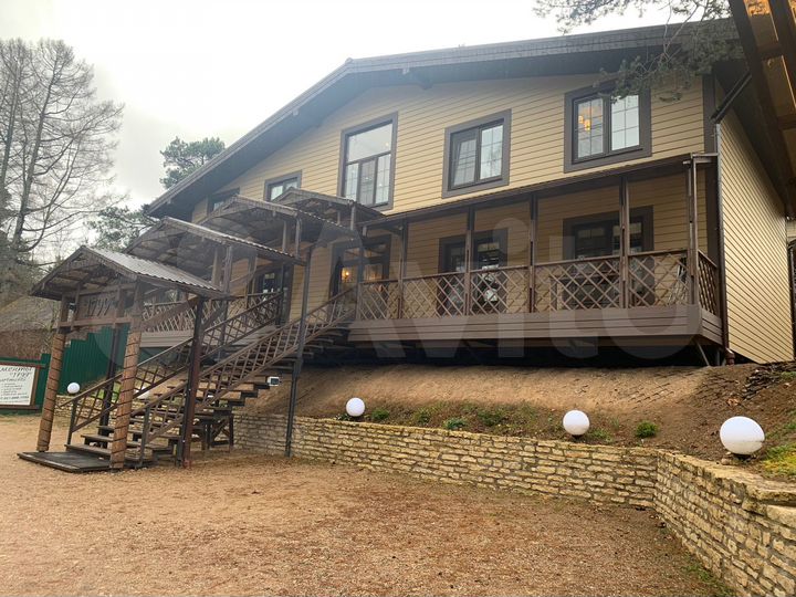 Гостиница, 688 м²