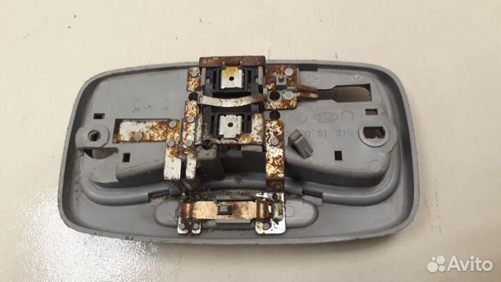 Плафон внутреннего освещения Kia Spectra