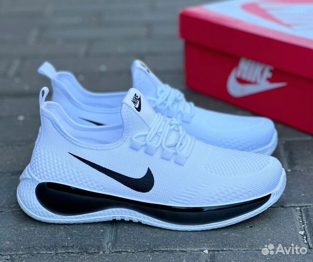 Кроссовки Мужские новые nike 43,45 размеры