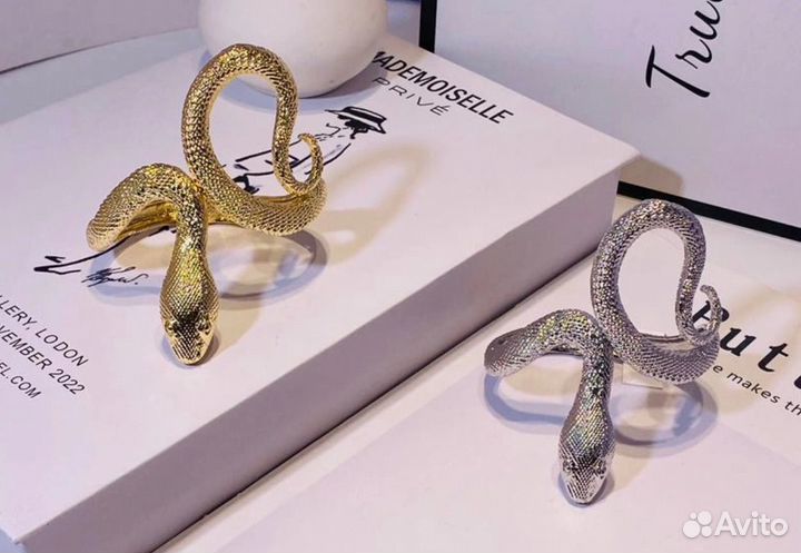 Браслет змея