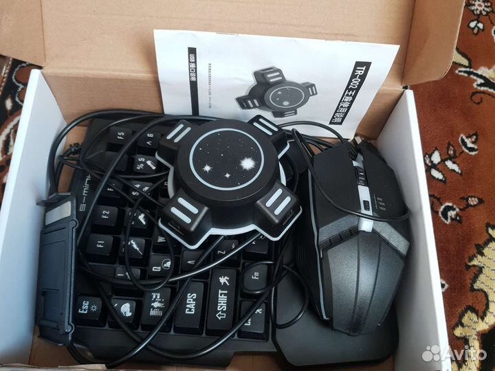 Геймпад для смартфона