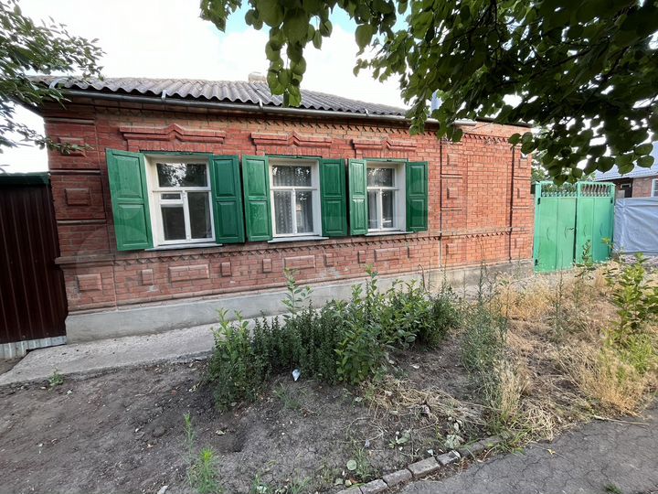 Дом 56 м² на участке 2 сот.