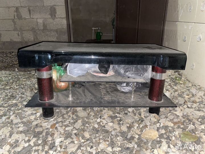 Стеклянная тумба под тв телевизор