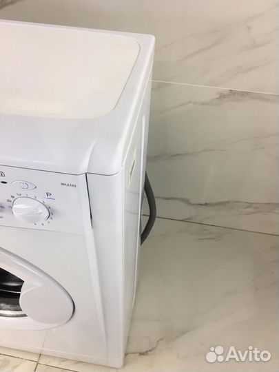 Стиральная машина бу Indesit wiul103