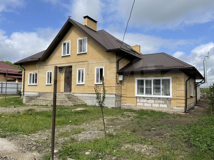 Дом 370 м² на участке 12 сот.