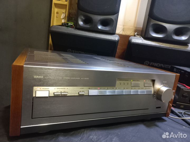 Усилитель Yamaha AX-2000