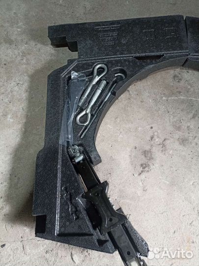 Пенопласт багажника+домкрат Nissan Qashqai J10 06