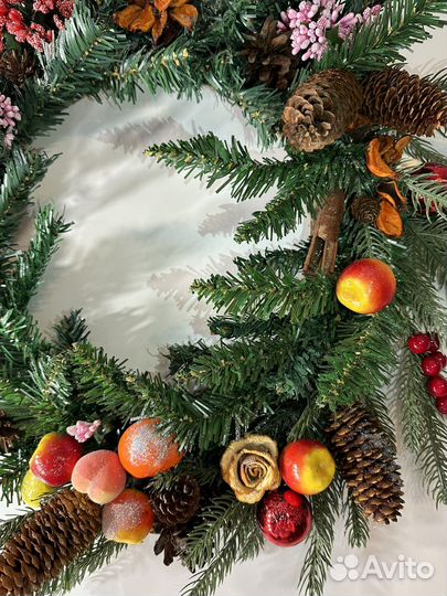 Новогодний венок ручной работы
