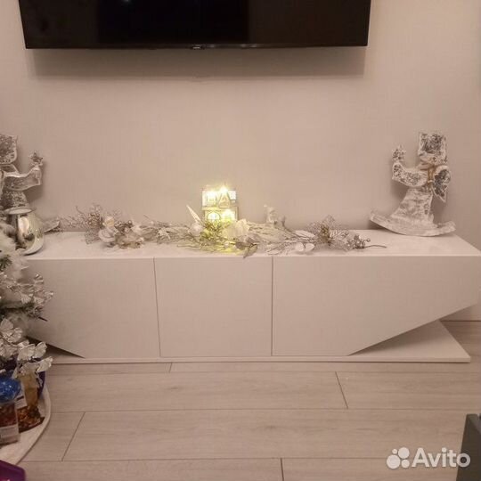 Тумба под тв