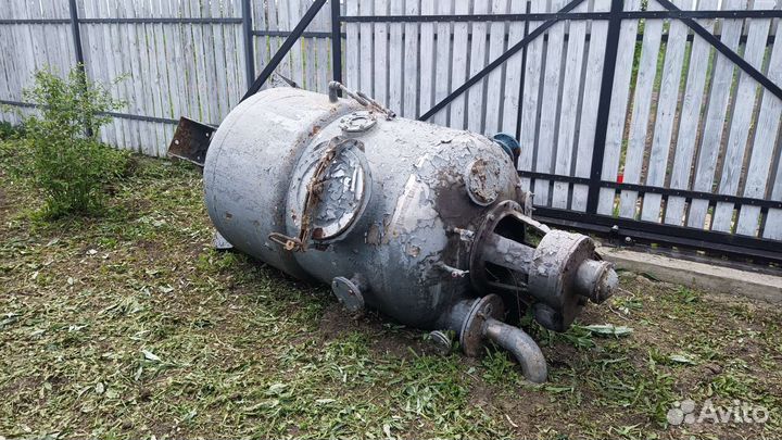 Вакуум-аппарат мзс-241 Ёмкость нержавеющая