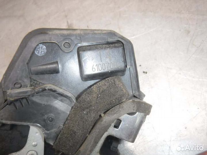 Замок двери задний правый Toyota Lc Prado 120 1GR