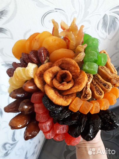 Букет из сухофруктов