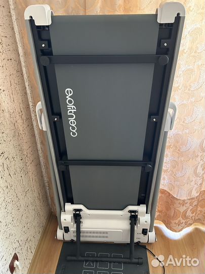 Беговая дорожка EVO fitness VectorM700