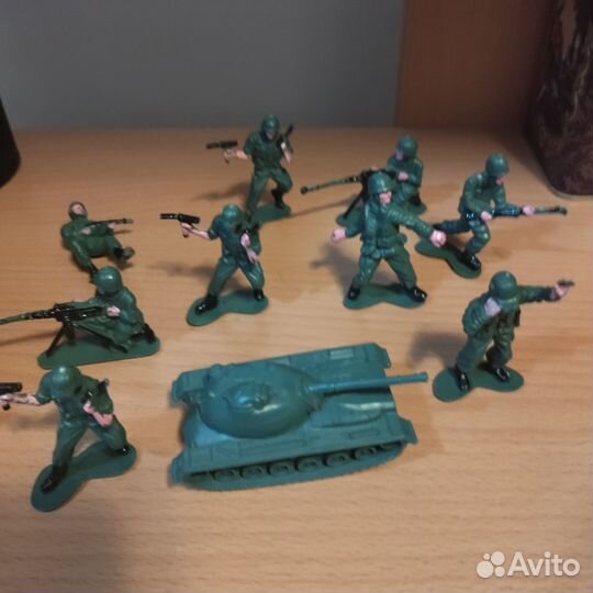 Солдатики пластмассовые СССР