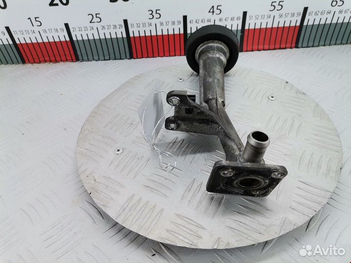 Маслозаливная горловина Citroen Nemo 2011