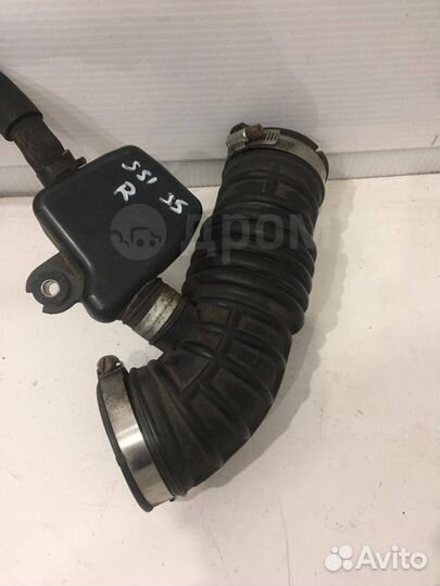 Патрубок воздушного фильтра правый Infiniti Qx70