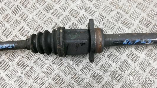 Привод передний правый toyota avensis T27 (86P23N1