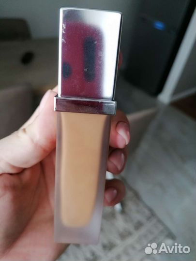 Тональный крем eisenberg