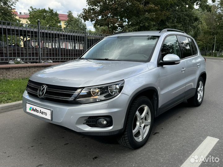 Volkswagen Tiguan 2.0 AT, 2011, 146 000 км