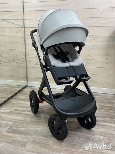 Коляска Stokke Trailz V6