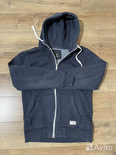 Женские вещи